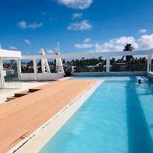 4* Hotel Ducassi Rooftop Pool Suites Beach Club And Los Corales Beach